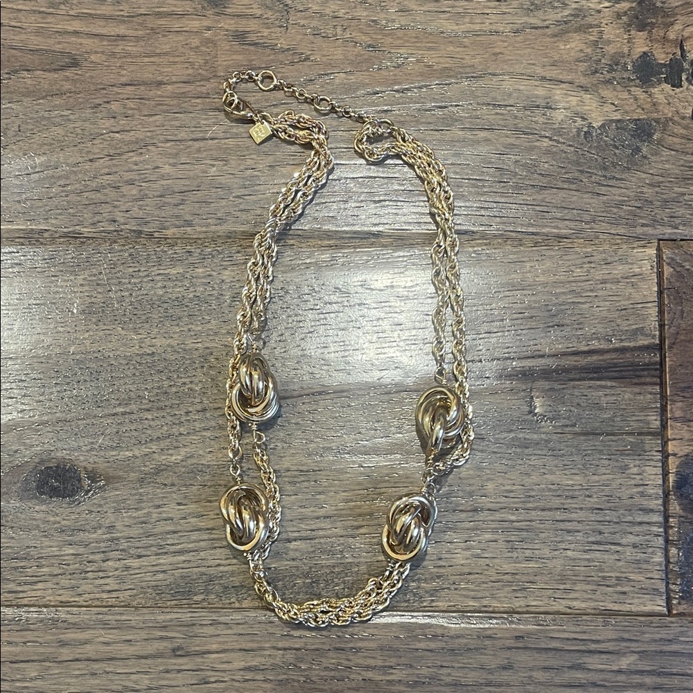 Elegant Gold Chain Necklace